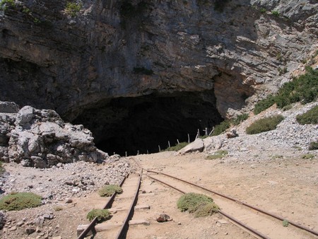 Crete: hiking, diving and exploring ancient remains