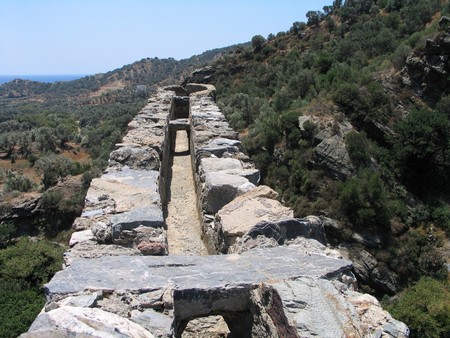 Crete: hiking, diving and exploring ancient remains