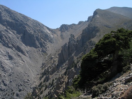 Crete: hiking, diving and exploring ancient remains