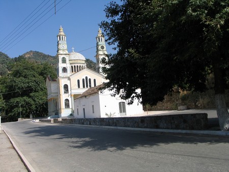 Crete: hiking, diving and exploring ancient remains