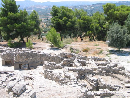 Crete: hiking, diving and exploring ancient remains