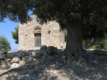 Crete: hiking, diving and exploring ancient remains