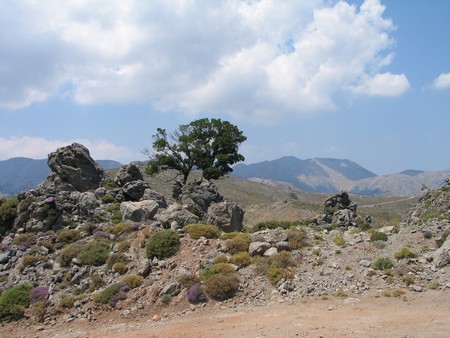 Crete: hiking, diving and exploring ancient remains
