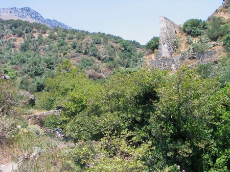 Crete: hiking, diving and exploring ancient remains