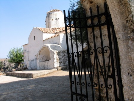 Crete: hiking, diving and exploring ancient remains