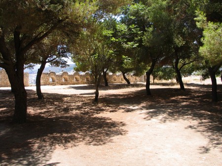 Crete: hiking, diving and exploring ancient remains