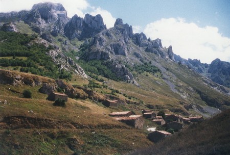 A brilliant hike through forgotten mountains