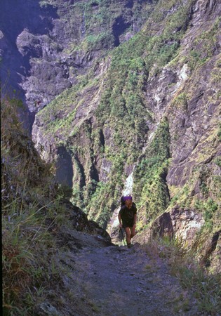 Hiking Reunion Island, end to end