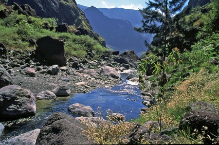 Hiking Reunion Island, end to end