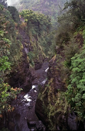 Hiking Reunion Island, end to end