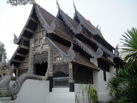 Thailand; land of temples, good food and lovely people