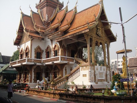 Thailand; land of temples, good food and lovely people