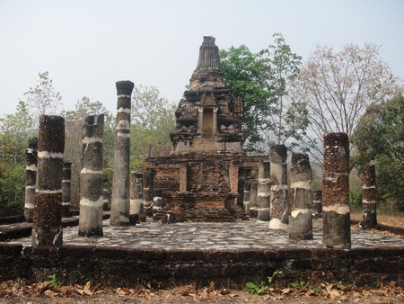 Thailand; land of temples, good food and lovely people