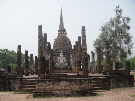 Thailand; land of temples, good food and lovely people